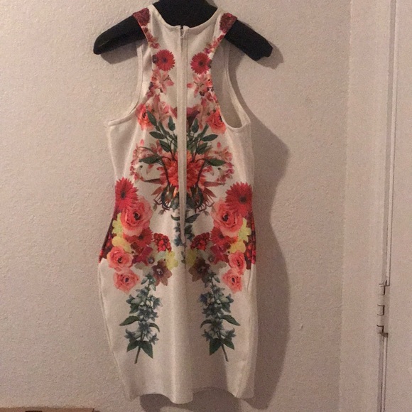 Gorgeous scuba knit floral dress. - Picture 3 of 3